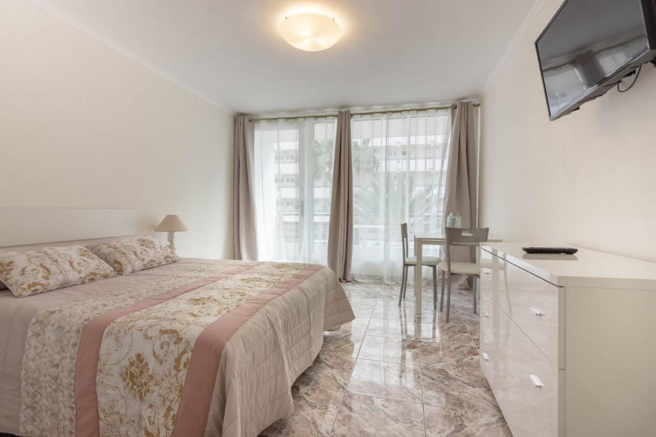 Tenerife Olympia Apart Hotel-Playa De Las Americas. Balcony, Sea View & Pool المظهر الخارجي الصورة