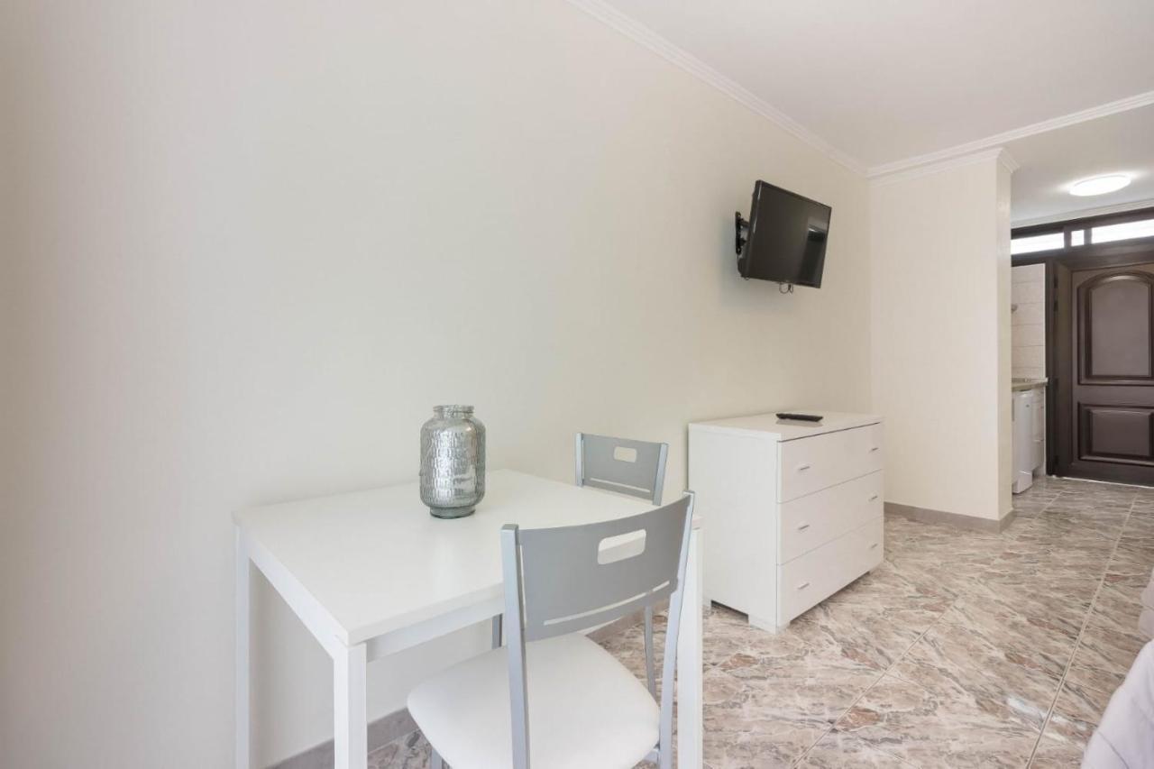 Tenerife Olympia Apart Hotel-Playa De Las Americas. Balcony, Sea View & Pool المظهر الخارجي الصورة